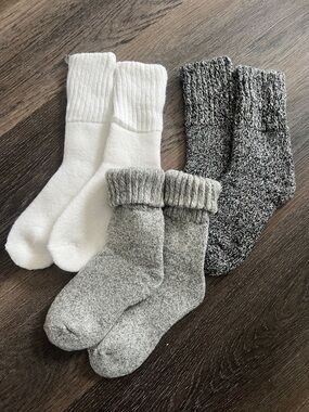 (9) New 3 pack Wool Boot Socks - White, Light Gray, Charcoal